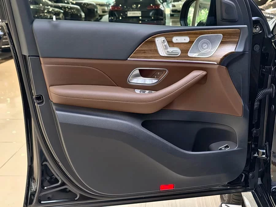 Mercedes Benz GLE (Imported)