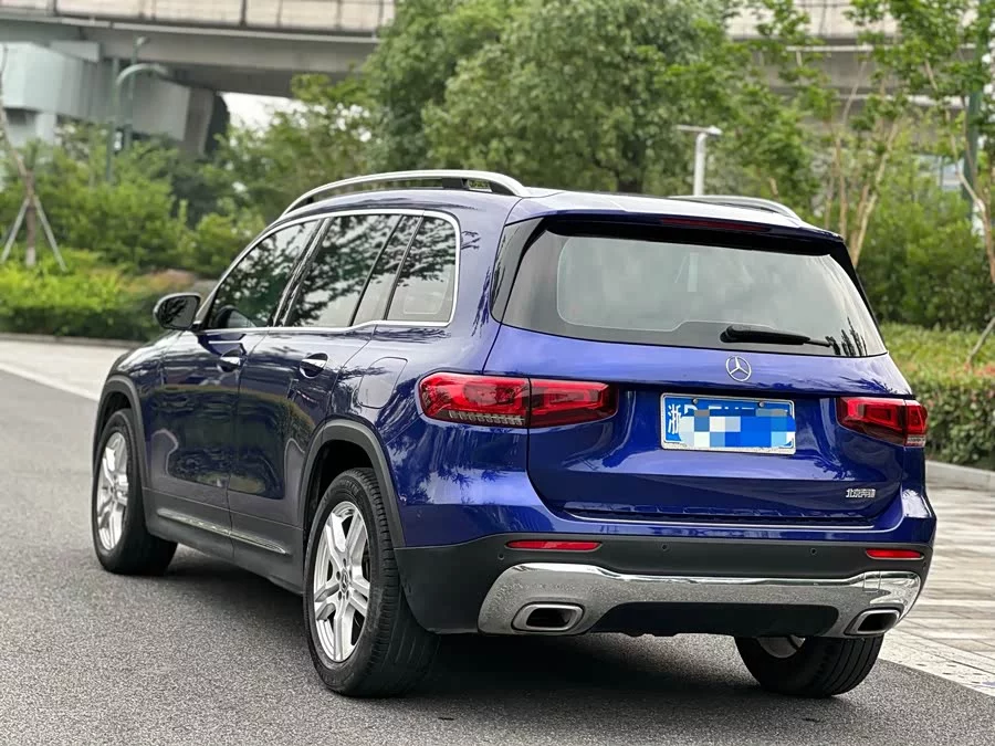 Mercedes Benz GLB