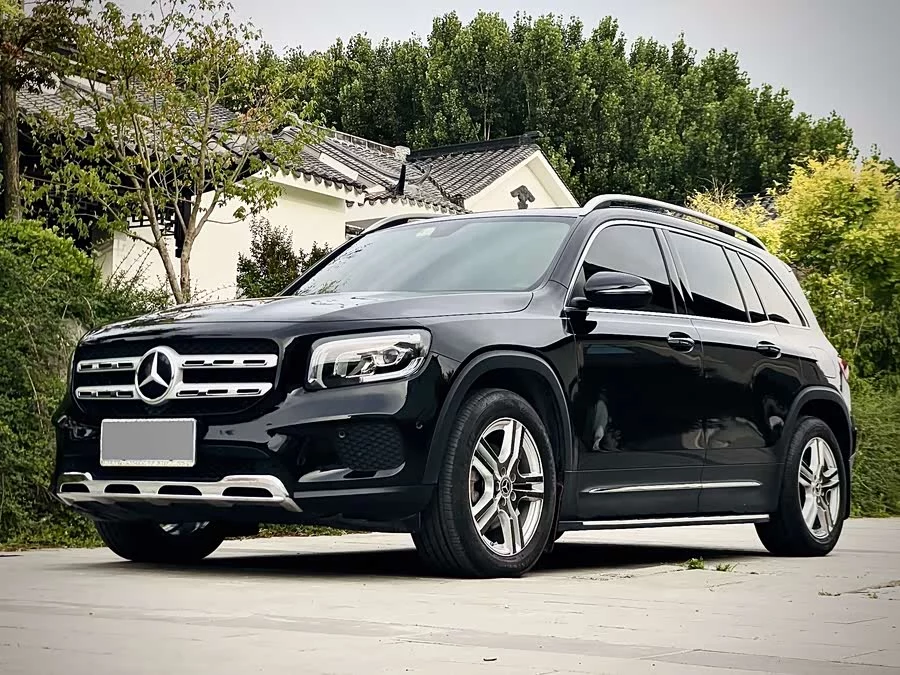 Mercedes Benz GLB