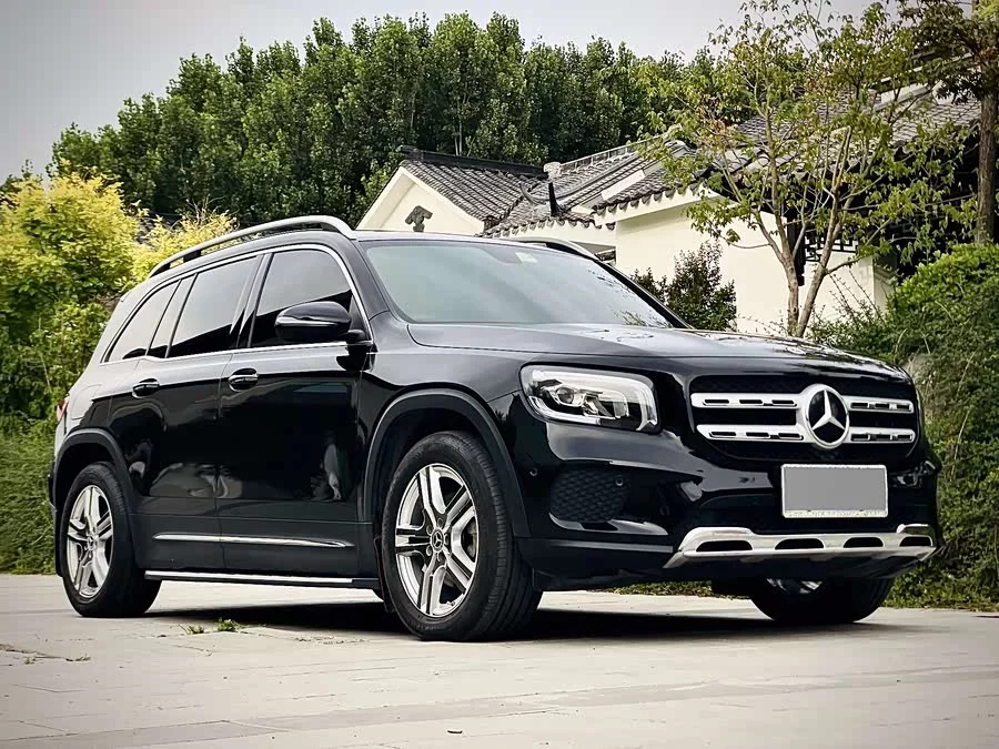 Mercedes Benz GLB