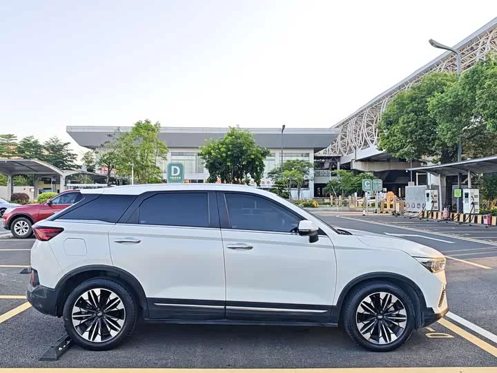 FAW Besturn T77