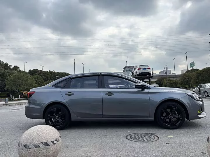 Roewe i6 MAX