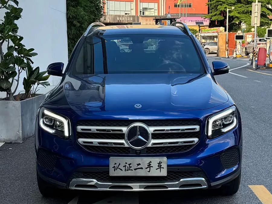 Mercedes Benz GLB
