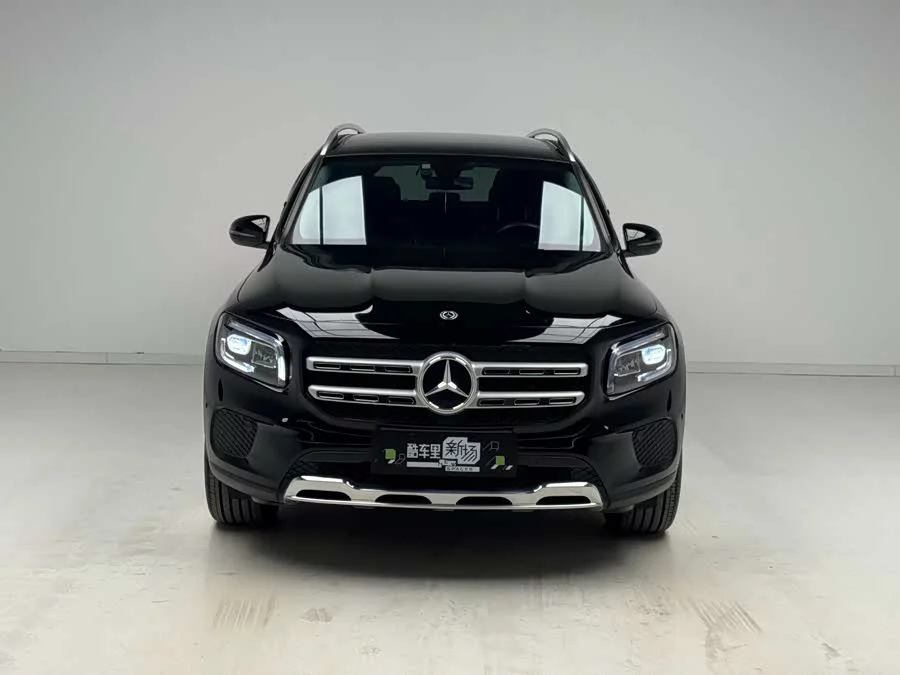 Mercedes Benz GLB