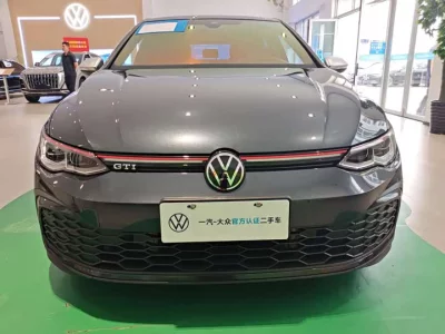 Volkswagen Golf GTI