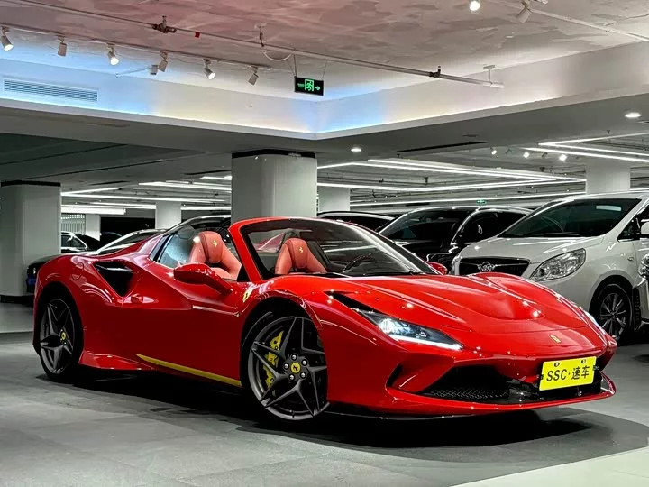 ferrari F8