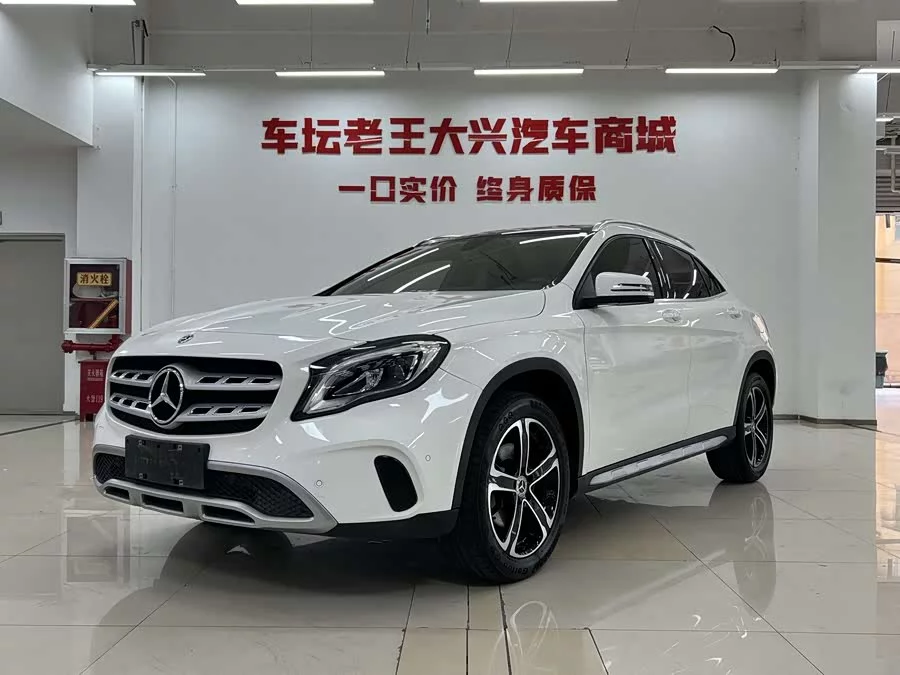 Mercedes Benz GLA