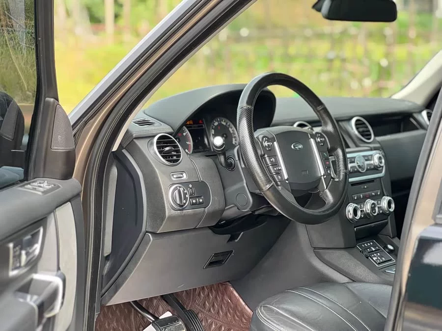 Land Rover finds