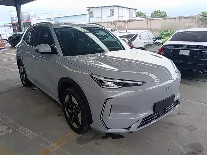 Geely Galaxy E5