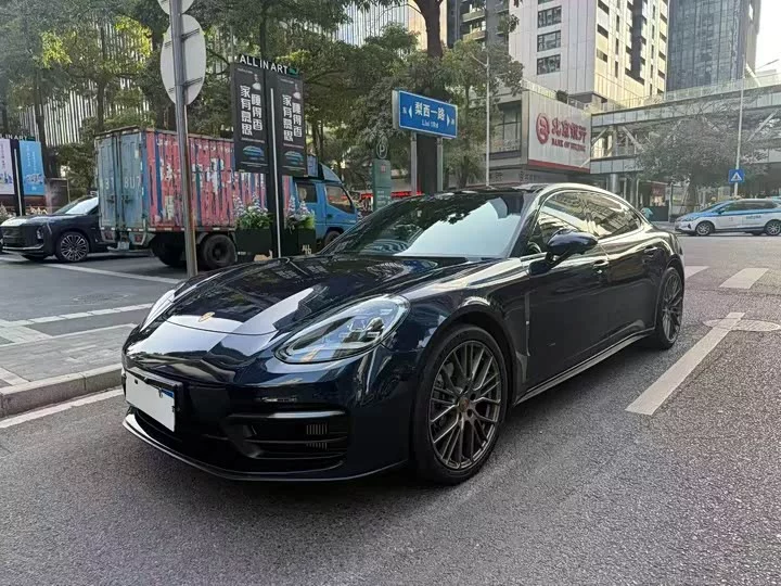Porsche Panamera