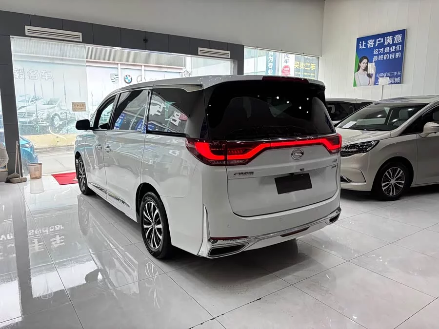 GAC Trumpchi M8