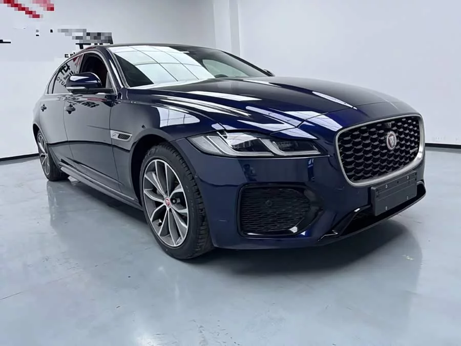 Jaguar XFL