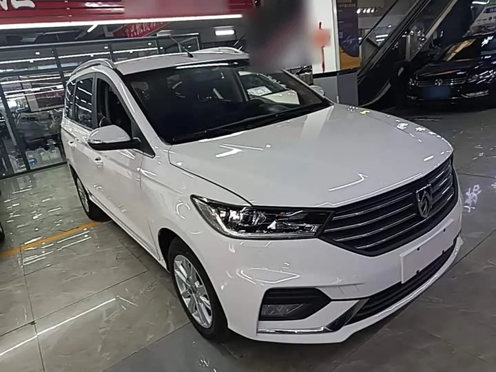 Baojun 360