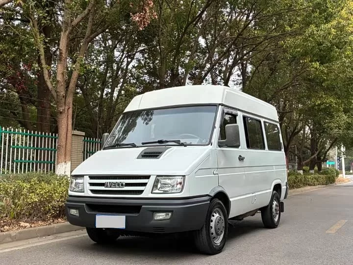 Iveco proud