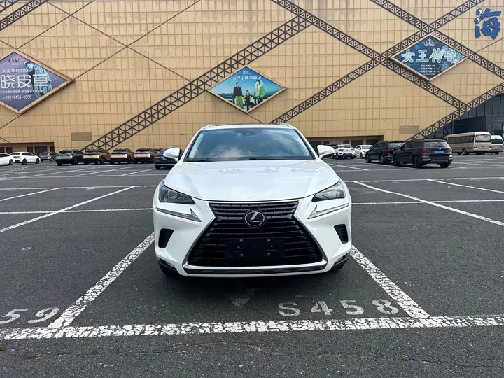 Lexus NX