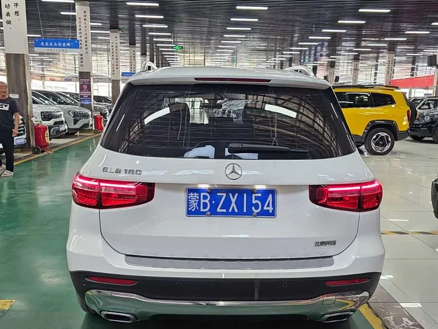 Mercedes Benz GLB