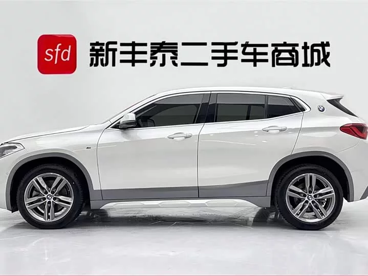 BMW X2