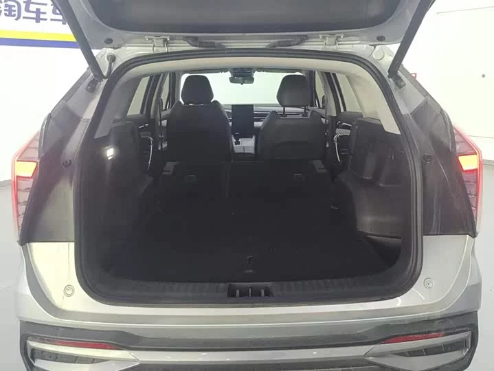 Geely Boyue L