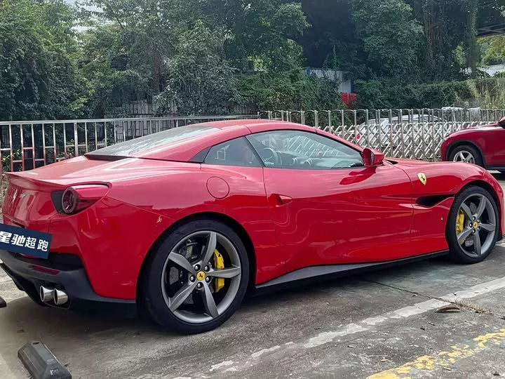 ferrari Portofino