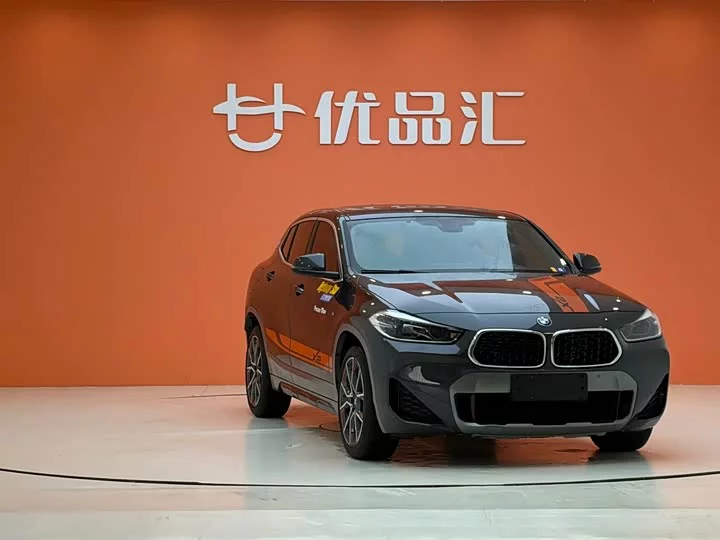 BMW X2