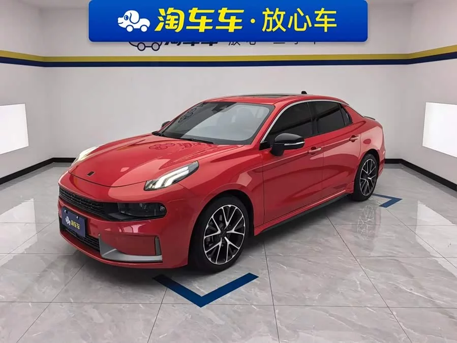 Lynk & Co 03