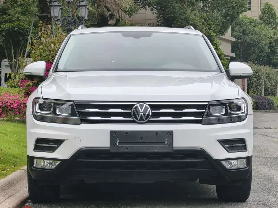 Volkswagen Tiguan L