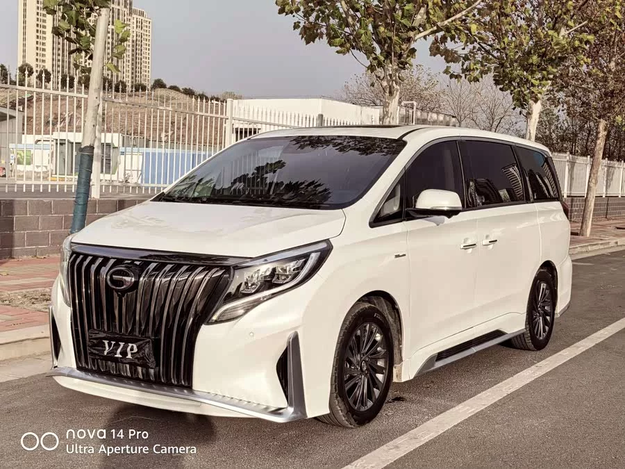 GAC Trumpchi M8