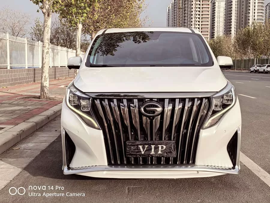 GAC Trumpchi M8