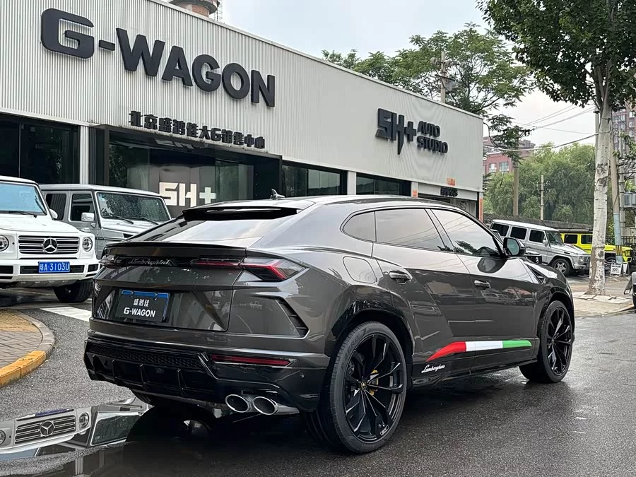Lamborghini Urus