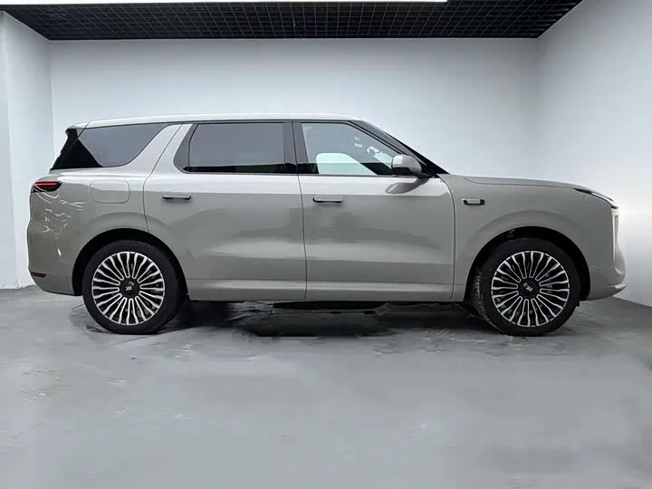 Zhiji LS8