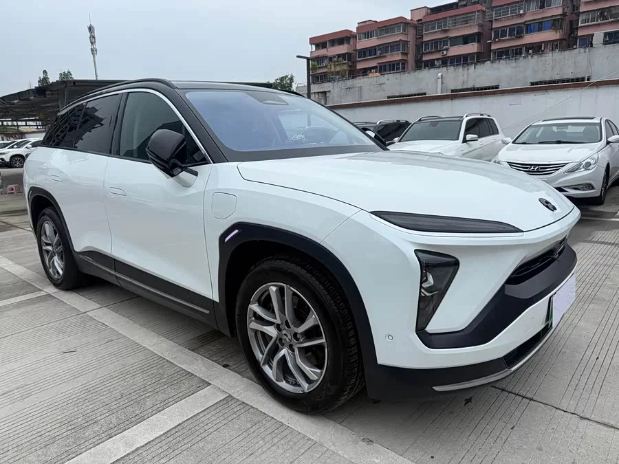 NIO ES6