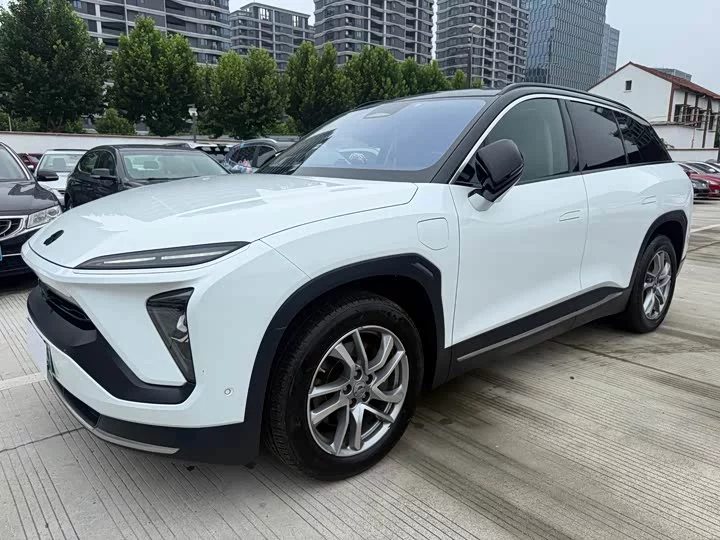 NIO ES6