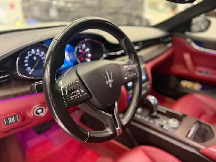 Maserati President