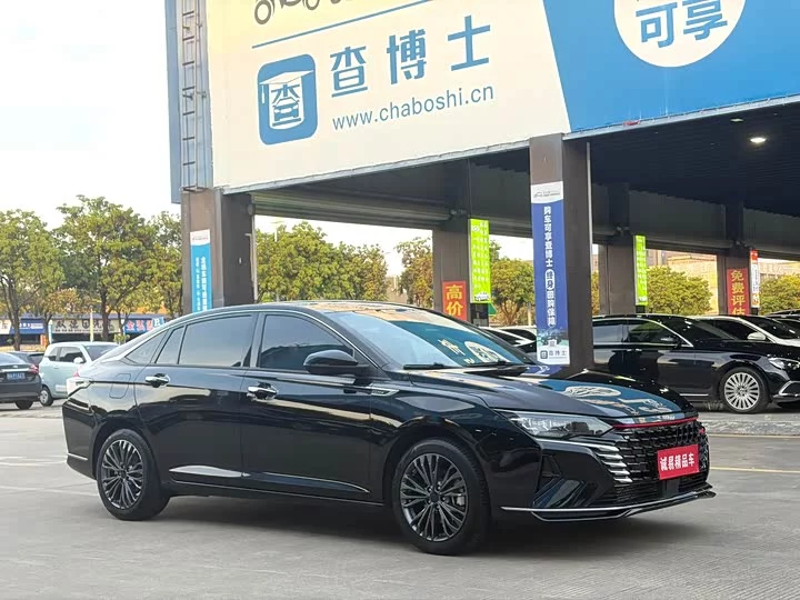 Dongfeng Yixuan MAX