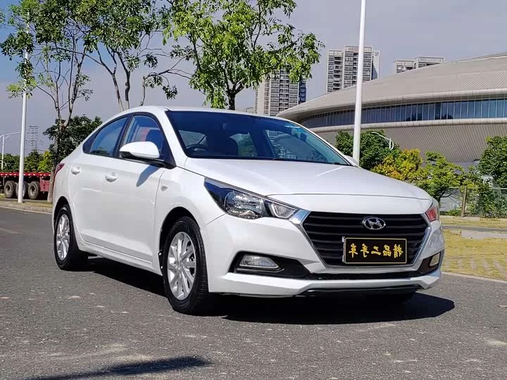 Hyundai Accept