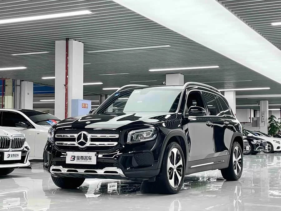Mercedes Benz GLB