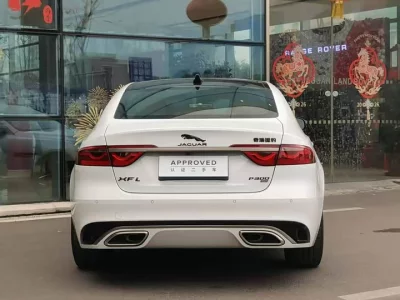 Jaguar XFL