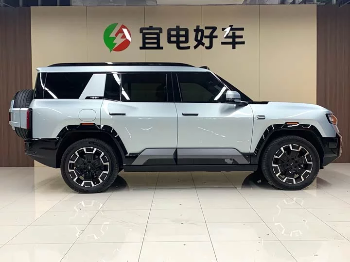 BYD Leopard Leopard 8