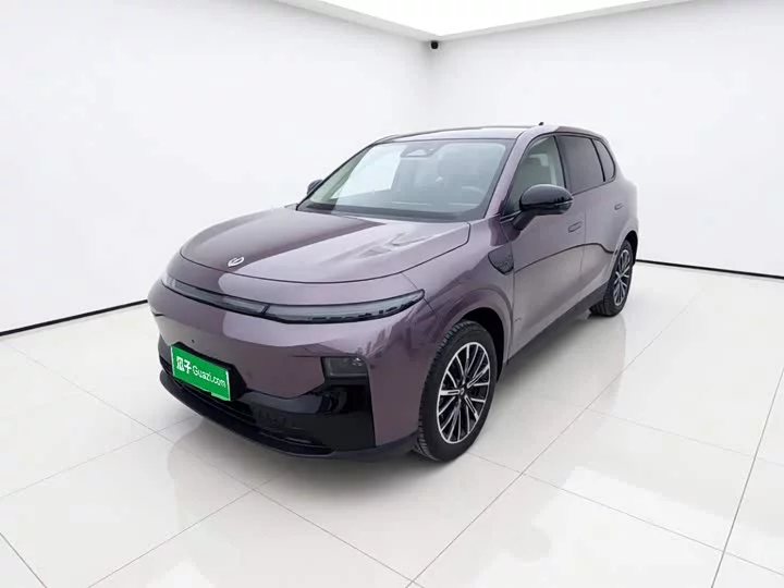 Leapmotor B10