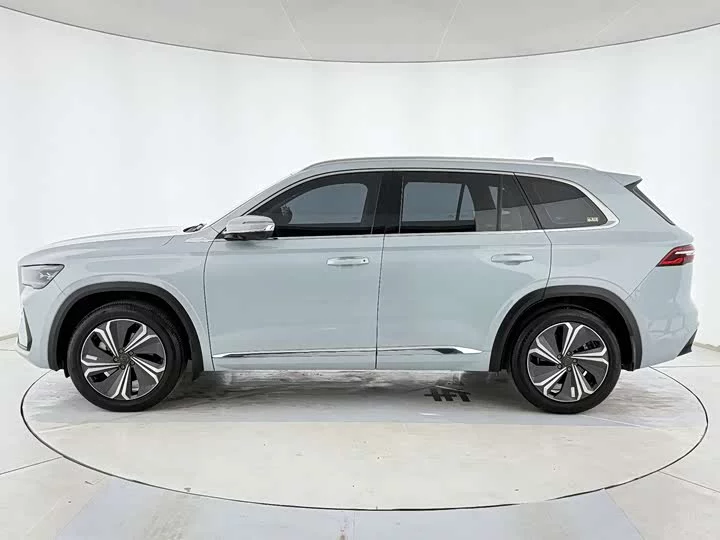 Geely Xingyue L