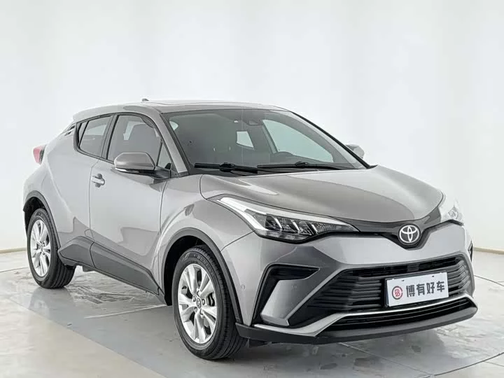 Toyota Yize IZOA