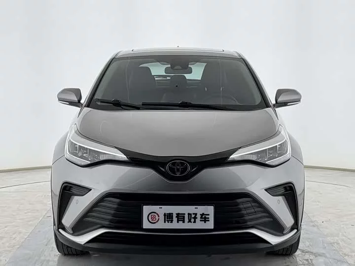 Toyota Yize IZOA