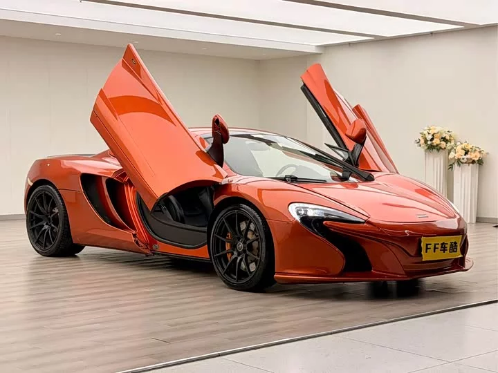 McLaren 625C