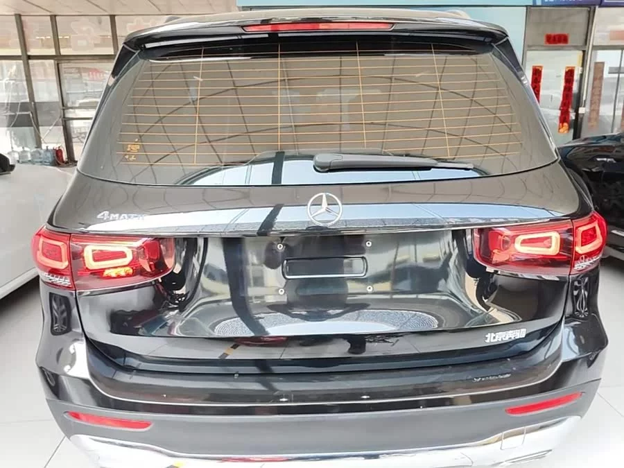 Mercedes Benz GLB