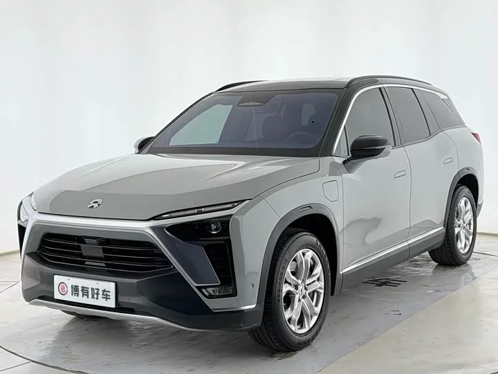 NIO ES8