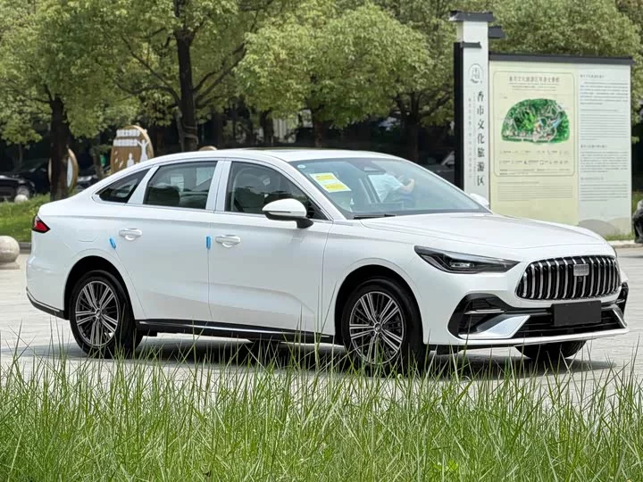 Geely Galaxy Star 6