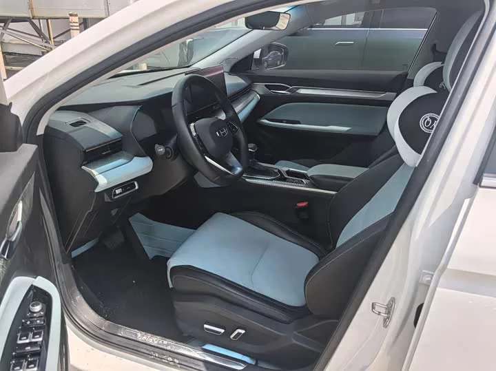 Geely Emgrand L