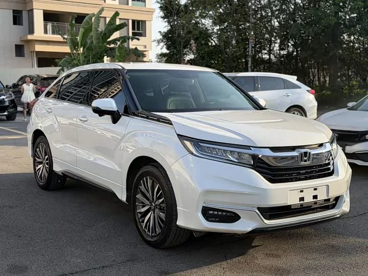 Honda Crown Road