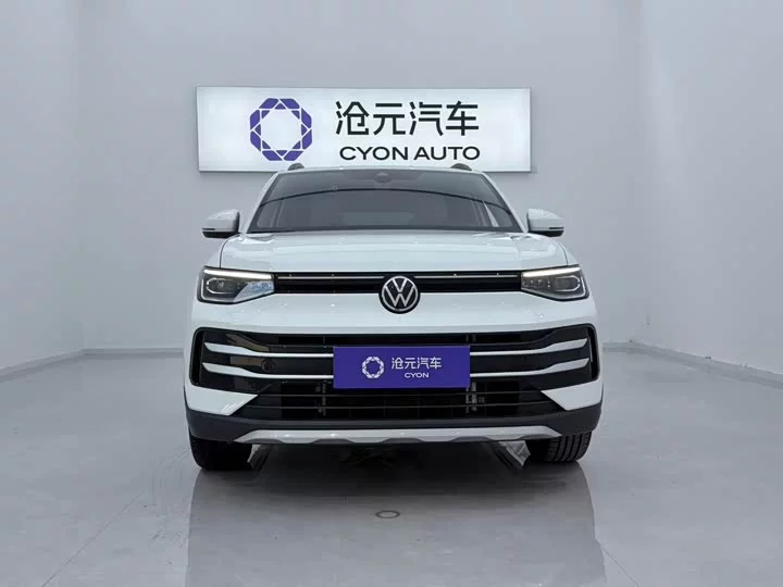 Volkswagen Tharu