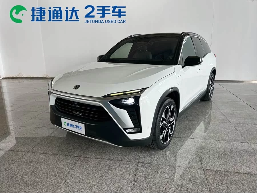 NIO ES8